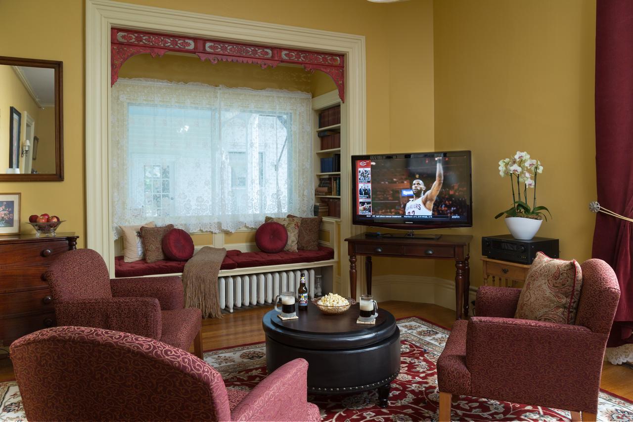 Rockland Talbot House Bed & Breakfast Dış mekan fotoğraf