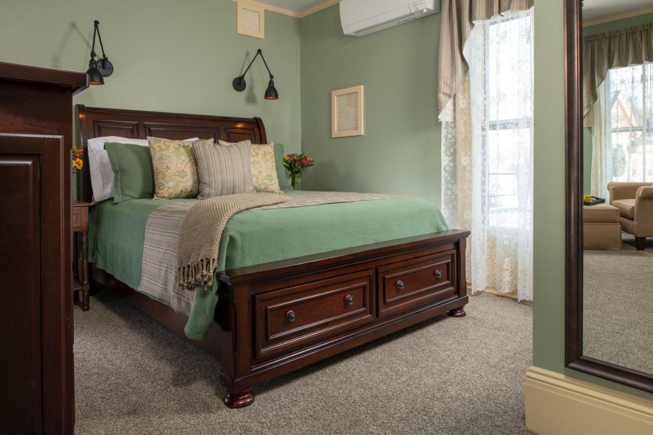 Rockland Talbot House Bed & Breakfast Dış mekan fotoğraf